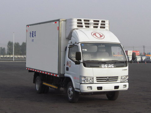 东风股份 多利卡 95马力 4×2 冷藏车(EQ5041XLC3BDFAC)