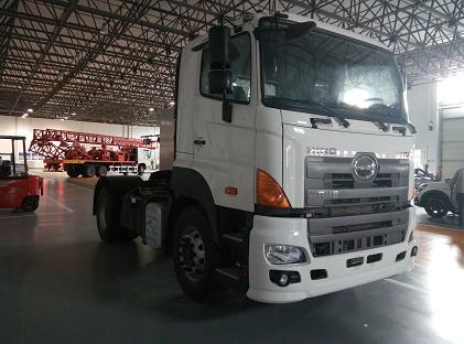 广汽日野 700系列 重卡 380马力 4×2 牵引车(YC4180SH2PE5)