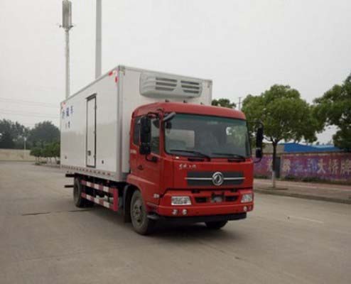 东风商用车 天锦 160马力 4×2 冷藏车(DFH5160XLCBX1JV)