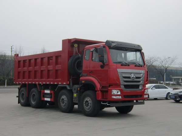 中国重汽 豪瀚J7B 重卡 340马力 8×4 自卸车(ZZ3315N2866E1)