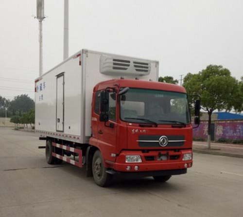 东风商用车 天锦 180马力 4×2 冷藏车(DFH5180XLCBX1JV)