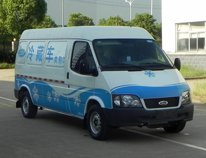 江铃汽车 经典全顺 109马力 4×2 冷藏车(JX5044XLCMK)