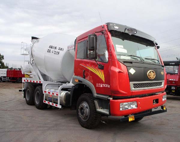 解放 新大威 380马力 6×4 混凝土搅拌运输车(CA5250GJBP2K15T1NA80)