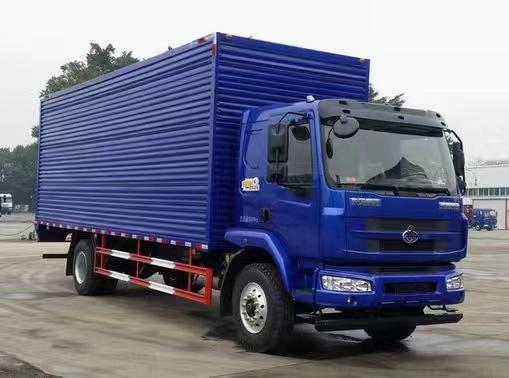 零件查询：东风柳汽 新乘龙M3 重卡 180马力 4×2 厢式 排半 载货车(LZ5166XXYM3AB)